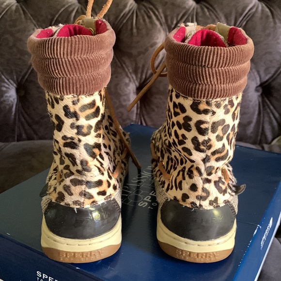 Leopard Sperry Top- Sider Hikerfish boots, good condition. - Picture 5 of 6